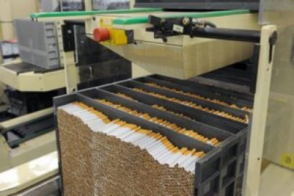 Acciza specifică pentru tutun creşte, de la 1 aprilie, la 56,71 euro la mia de ţigarete